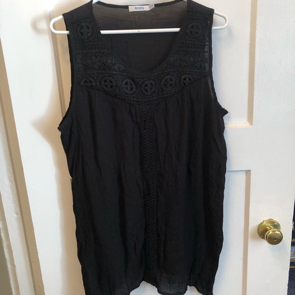 Ricki's xxl Black Pleated Blouse with Embellished Details- perfect for work - Picture 6 of 7